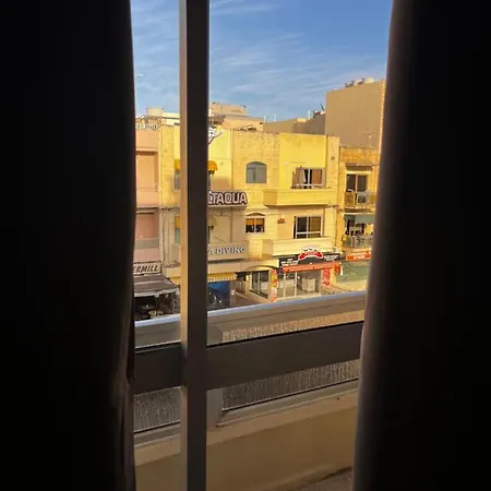 Bright In Touristic Area Apartment St. Paul's Bay